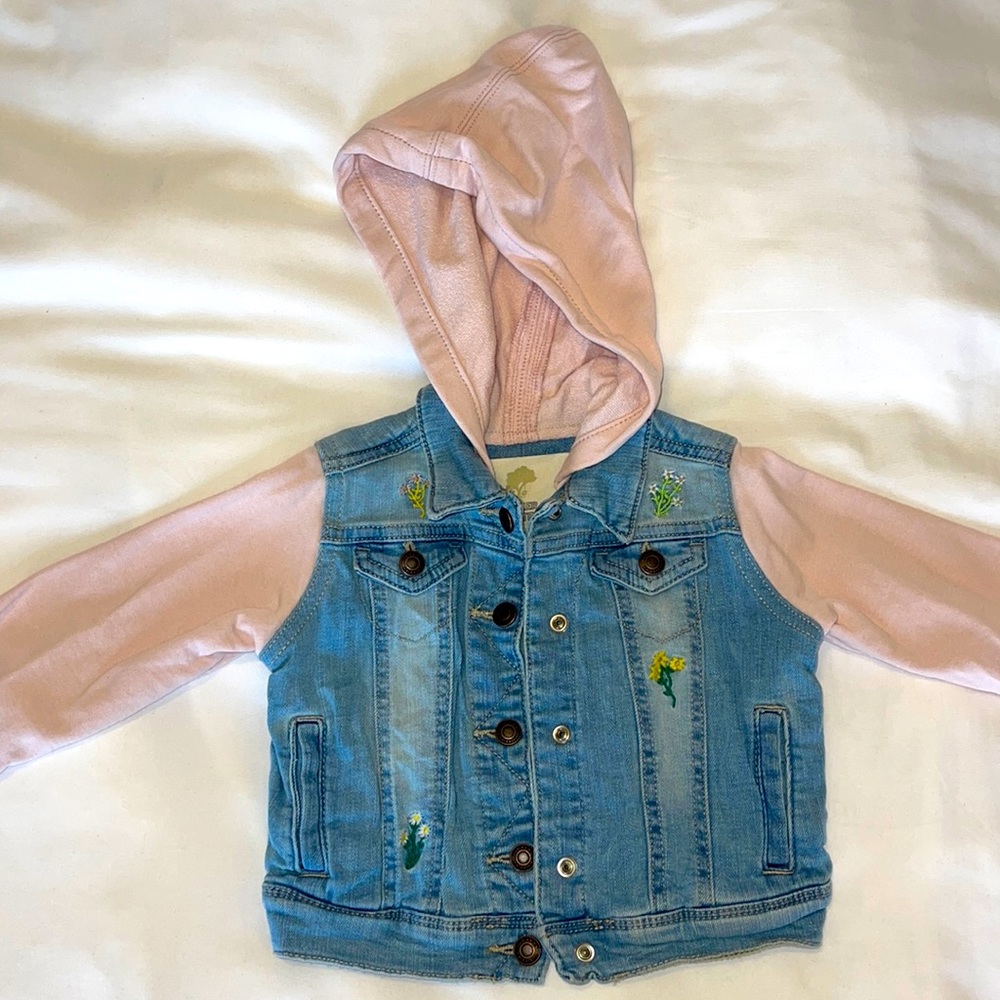 Toddler girl size 3t Tucker + Tate Denim Jacket w/hoodie